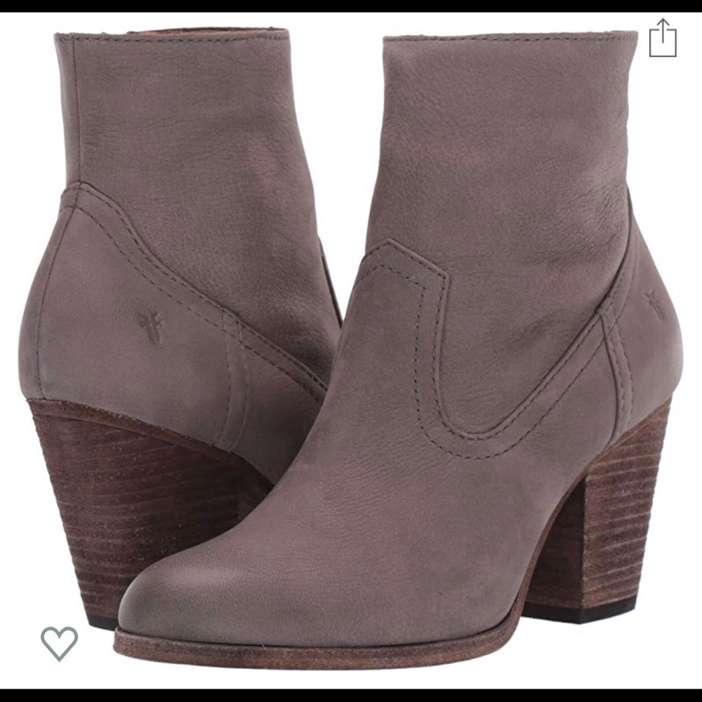 NIB FRYE Essa ankle bootie /boot. Size 8. Dark Ash